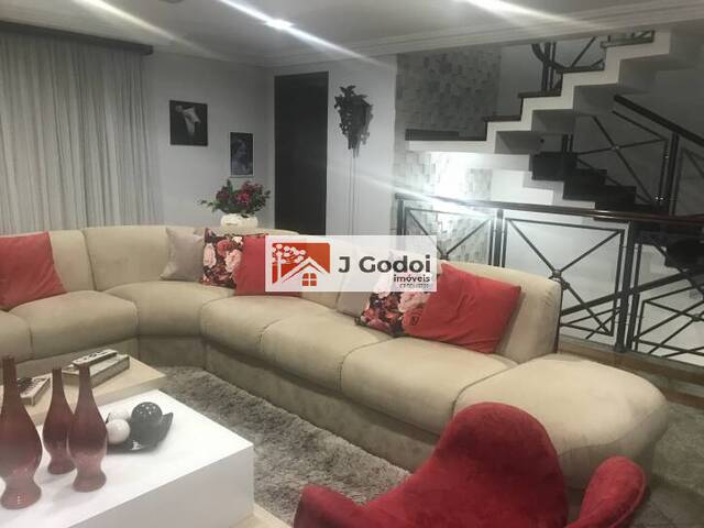 Casa para Venda em Curitiba - 2