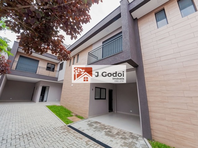 #2067 - Sobrado para Venda em Curitiba - PR - 1