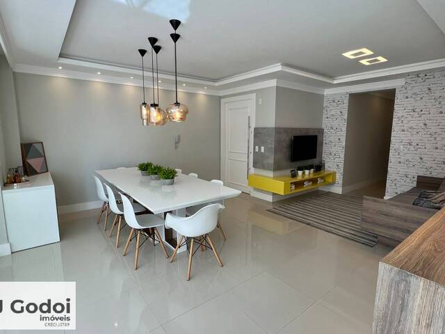 #2223 - Apartamento para Venda em Itapema - SC