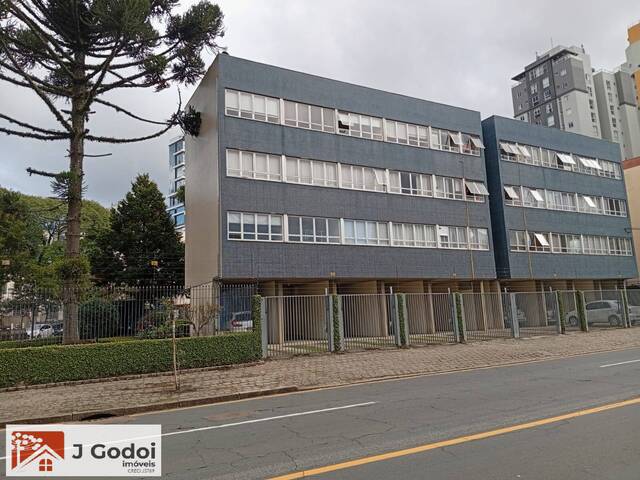 #2224 - Apartamento para Venda em Curitiba - PR