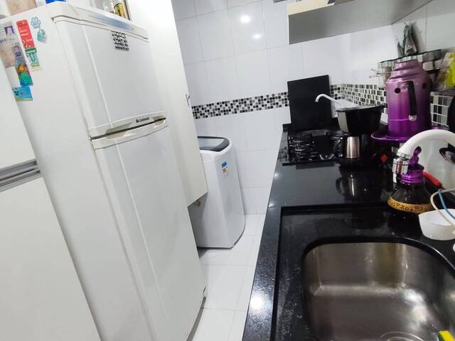 #2237 - Apartamento para Venda em Curitiba - PR - 2