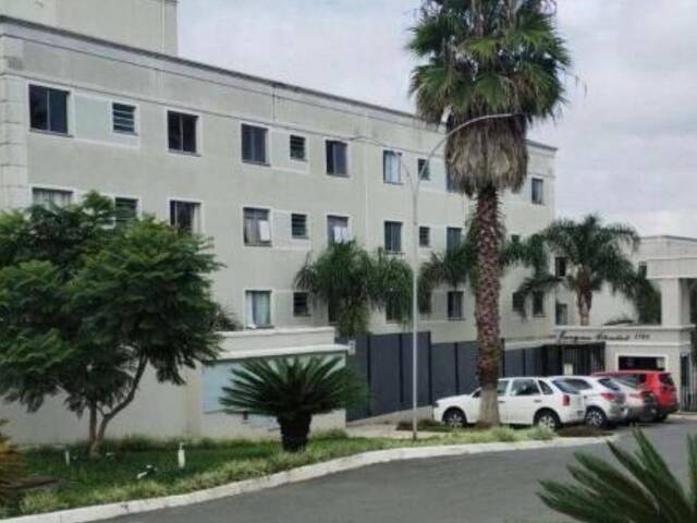 #2240 - Apartamento para Venda em Curitiba - PR