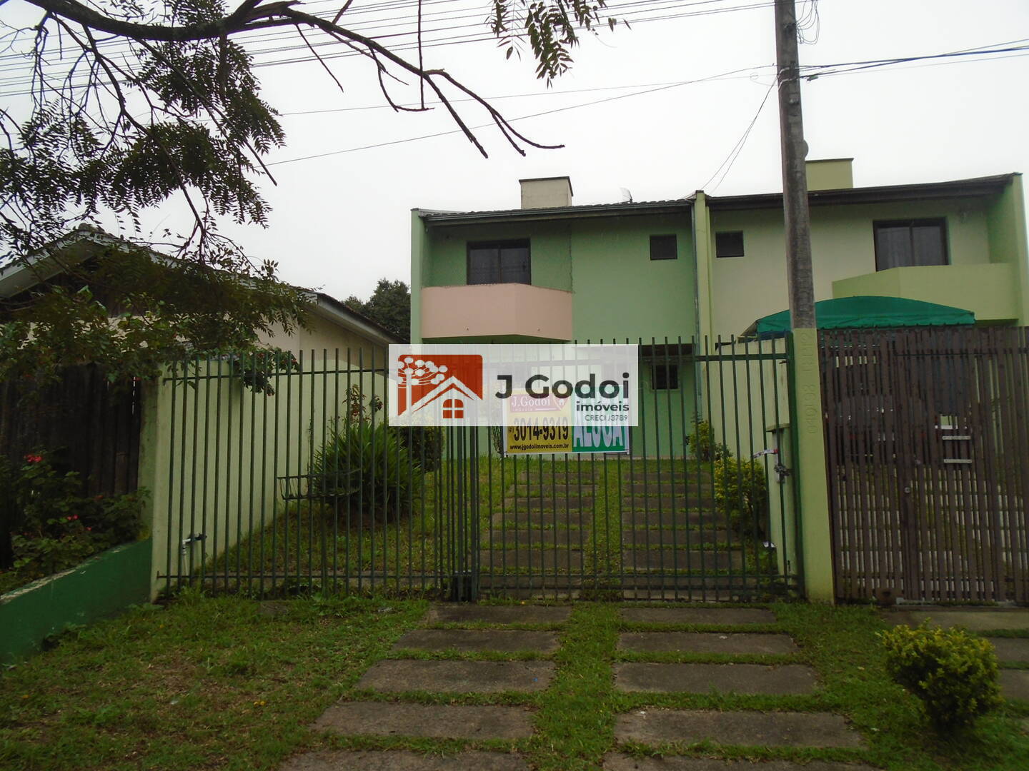 Sobrado para alugar com 3 quartos, 180m² - Foto 1